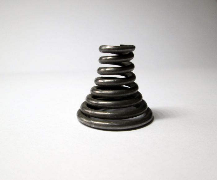 Конічна пружина 2,3х11,5.25,5х23-8.3,4