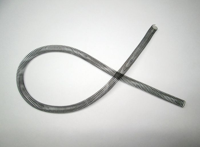 Циліндрична пружина с0,3х7х390-262,5.1,5